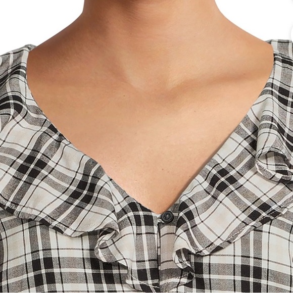 Time and Tru Ruffle Blouse NWT XXL - Picture 4 of 6